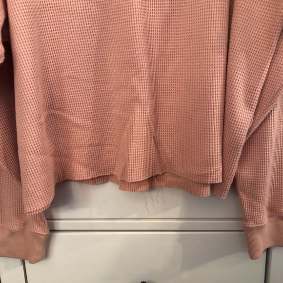 Women’s Cropped Waffle Long Sleeve - L - Picture 4 of 8